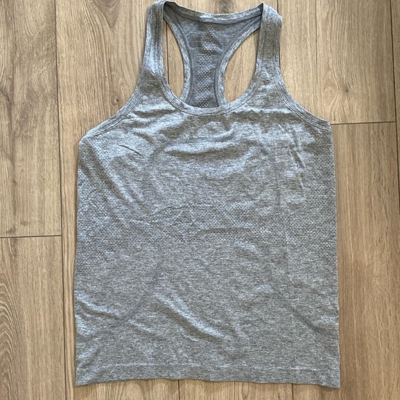 Lululemon Swiftly Racerback Tech Top 2.0 - Picture 4 of 5